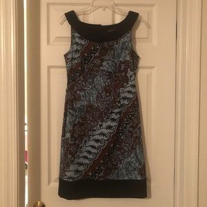 Blue and brown designed sleeveless summer dress. Size 6.